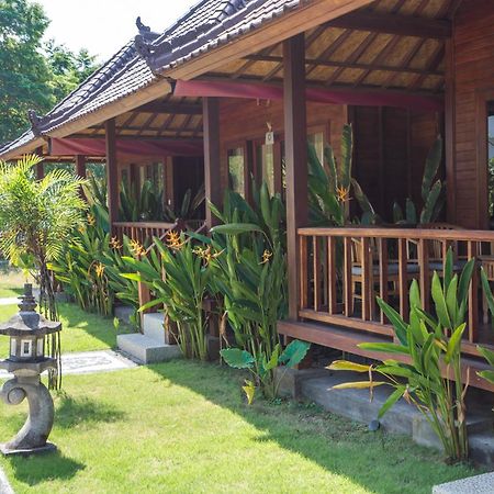Taman Tirta Villa Nusa Lembongan  Exterior photo