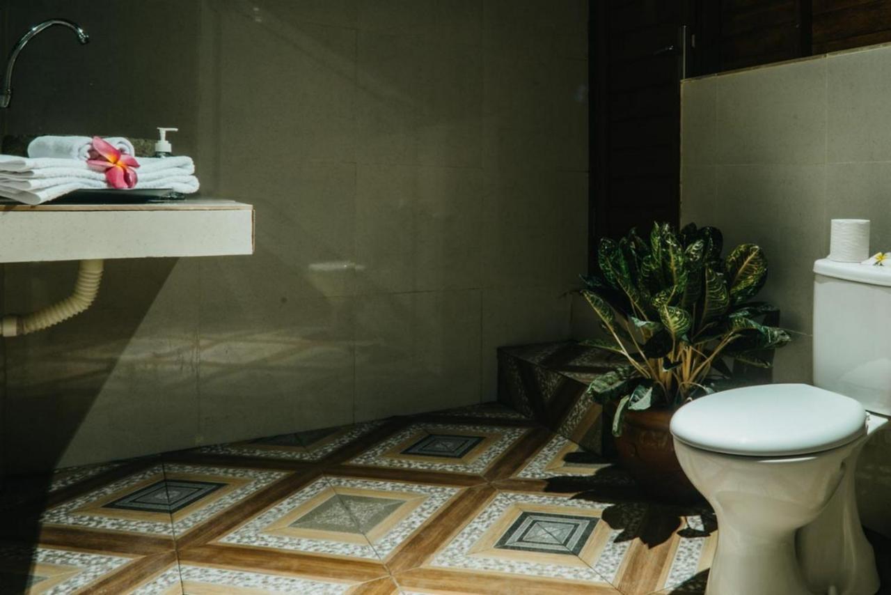 Taman Tirta Villa Nusa Lembongan  Exterior photo